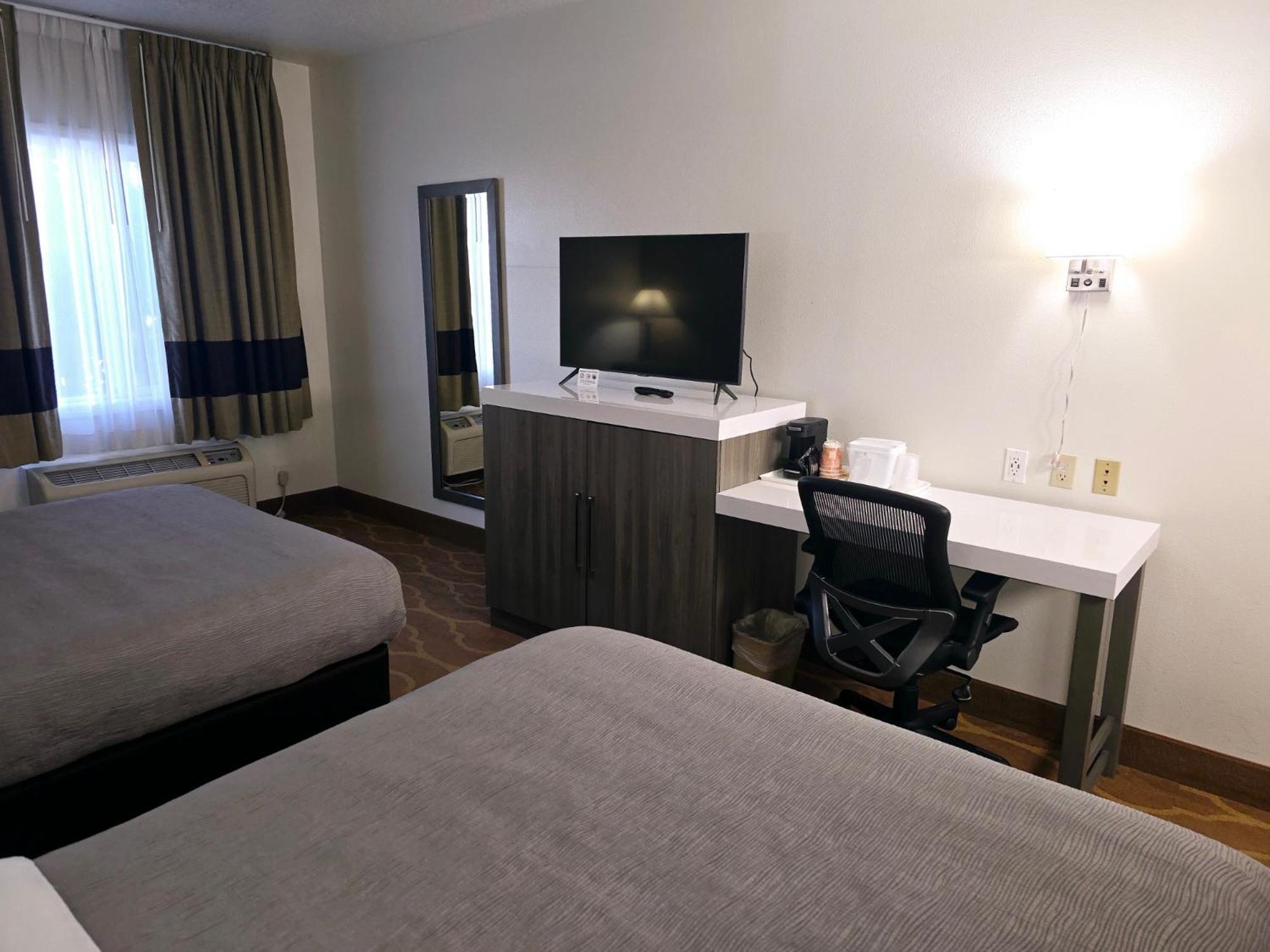 Quality Inn & Suites Longview Kelso מראה חיצוני תמונה