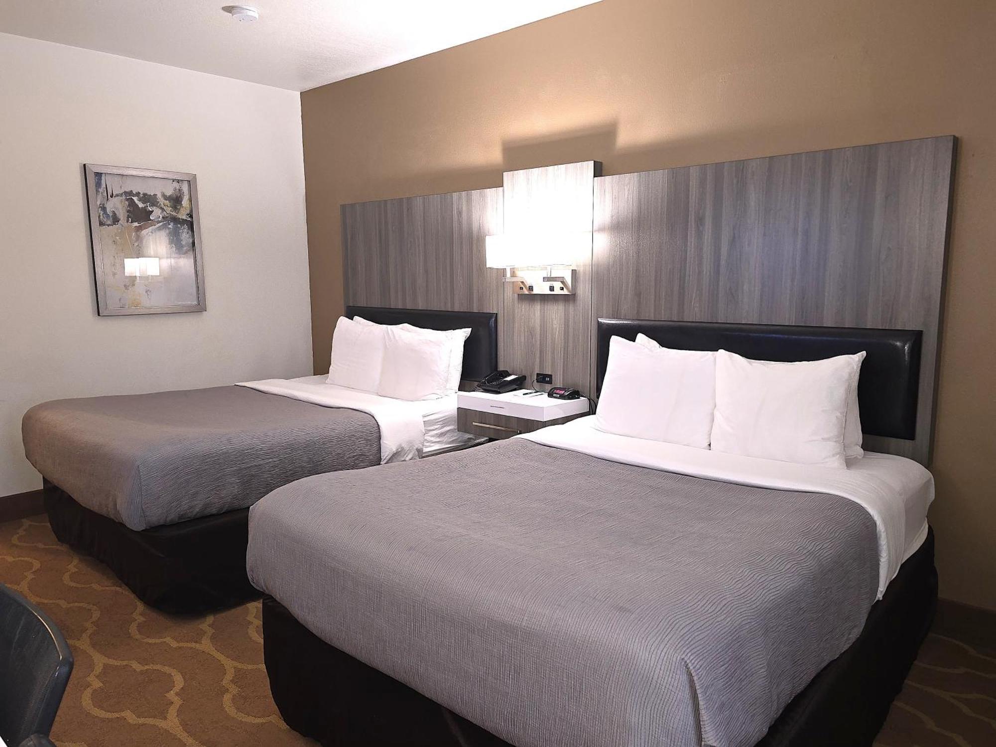 Quality Inn & Suites Longview Kelso מראה חיצוני תמונה