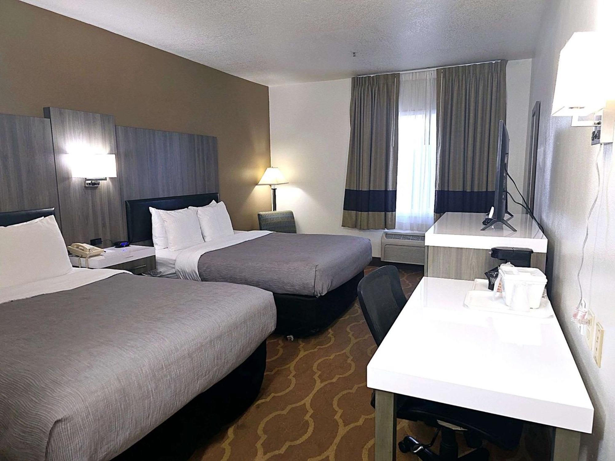 Quality Inn & Suites Longview Kelso מראה חיצוני תמונה
